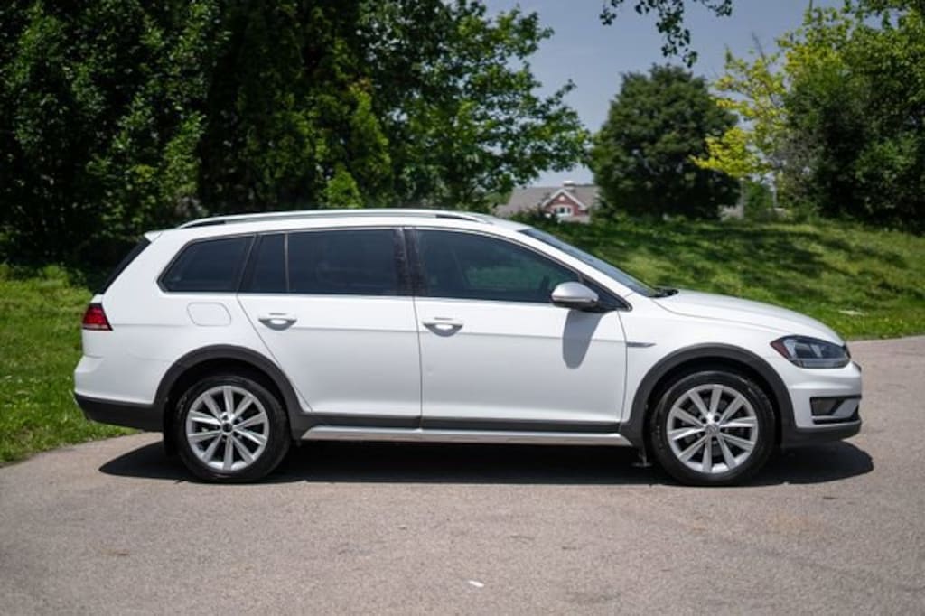 Used 2018 Volkswagen Golf Alltrack TSI Wagon