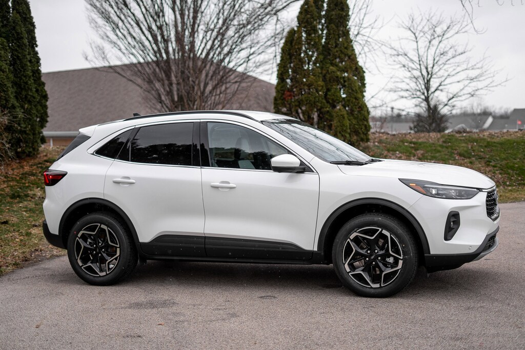 New 2026 Ford Escape Platinum SUV