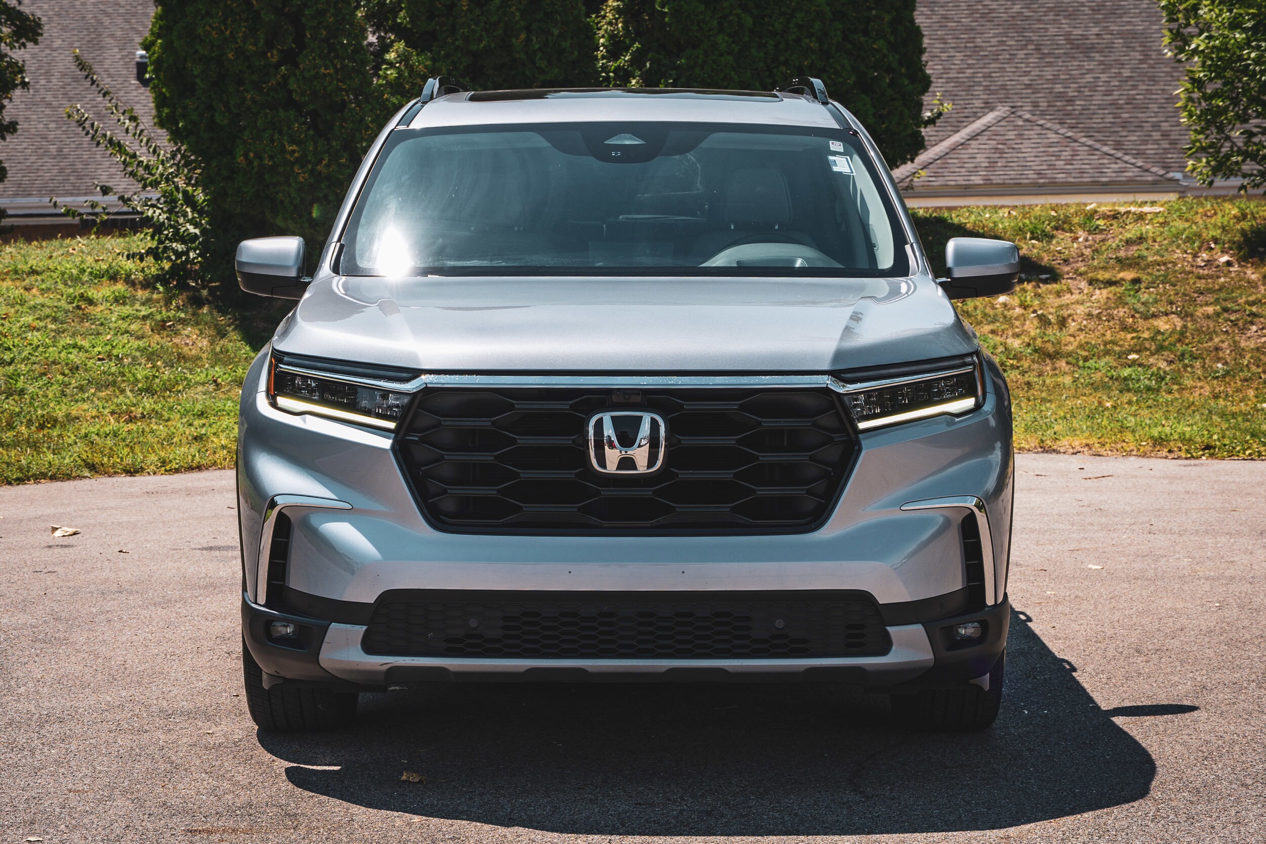 2023 Honda Pilot Elite photo 2