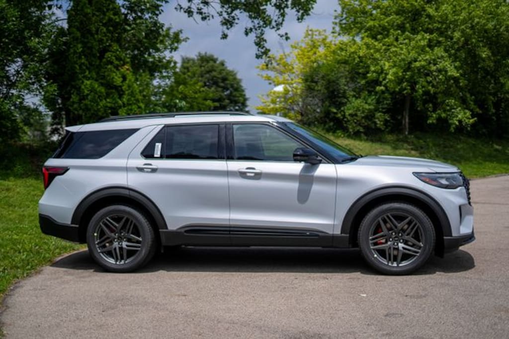 New 2026 Ford Explorer ST SUV