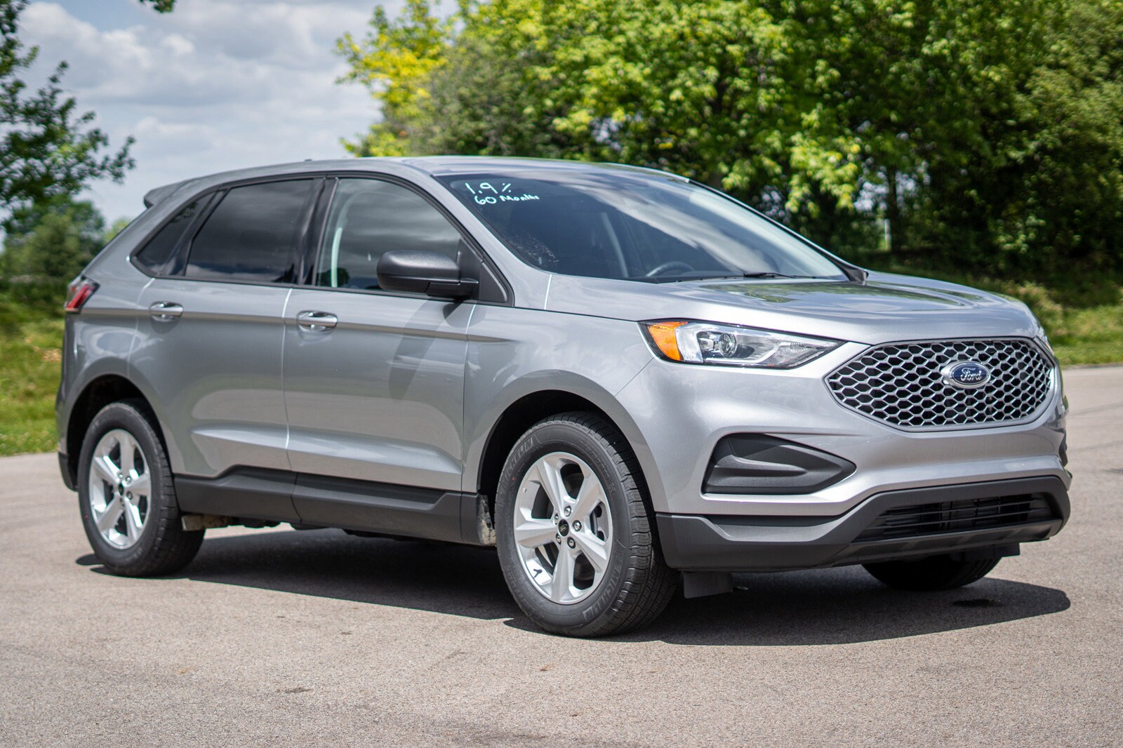 2024 Ford Edge SE photo 3