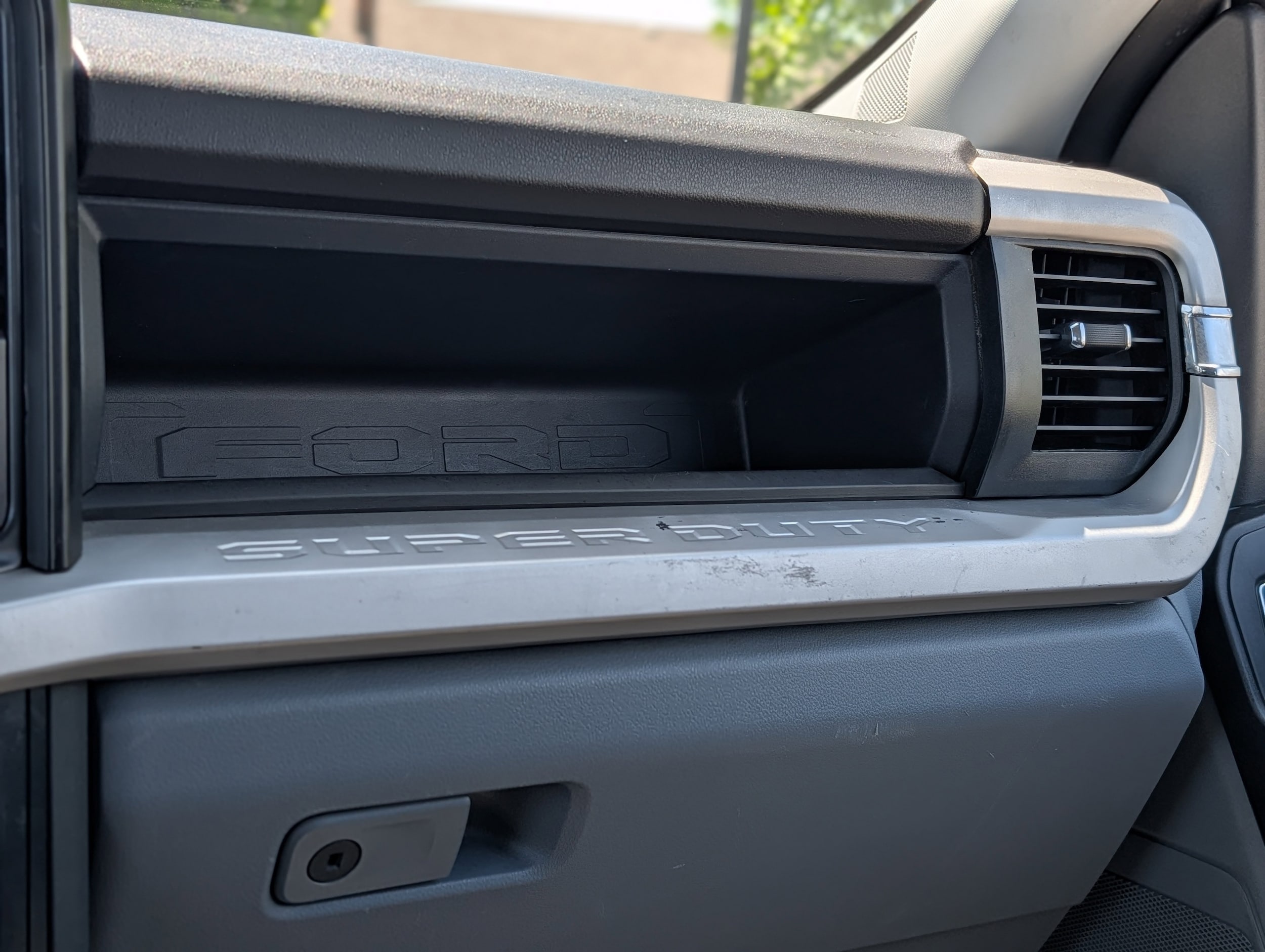 2024 Ford F-350 Super Duty XL - Photo 16