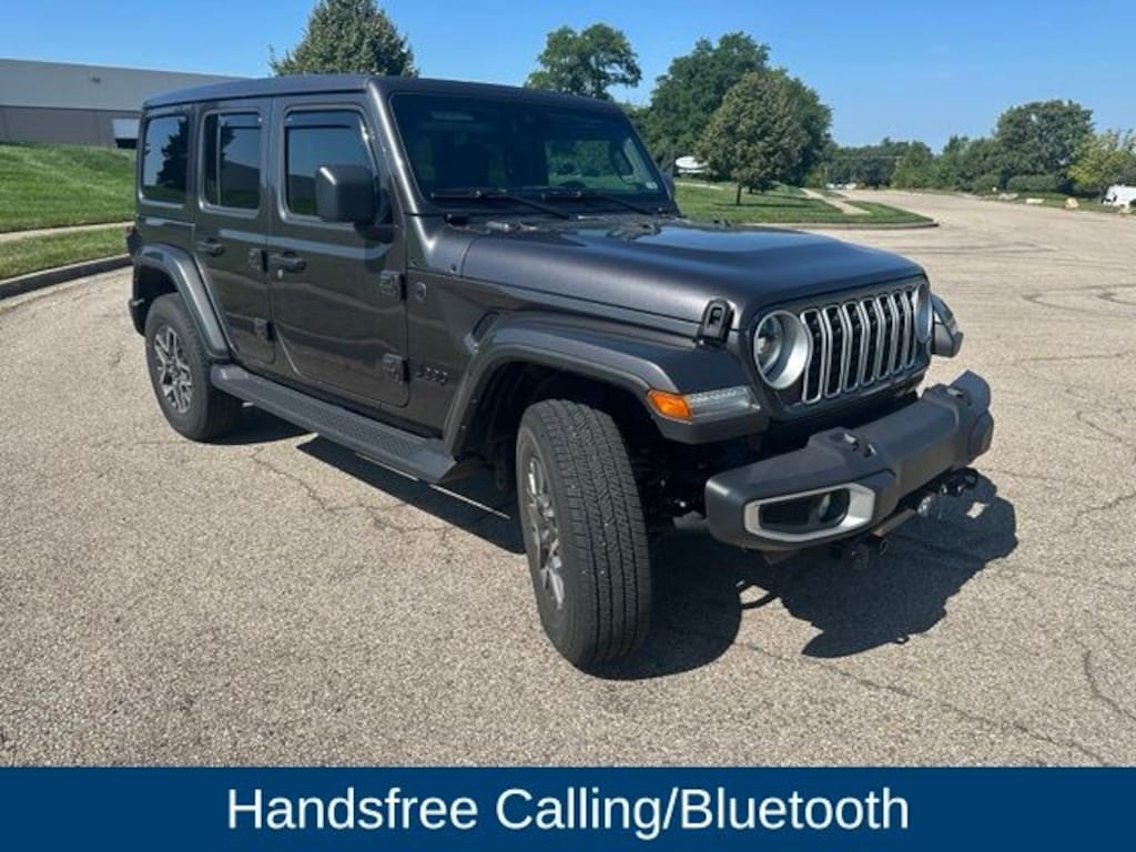 Used 2025 Jeep Wrangler Sahara SUV