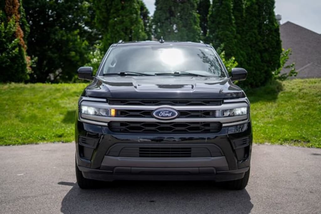 Used 2024 Ford Expedition XLT SUV