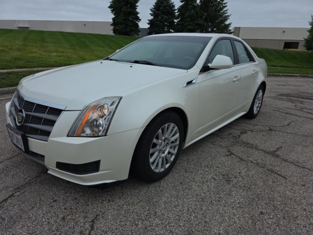 Used 2011 CADILLAC CTS Luxury Sedan
