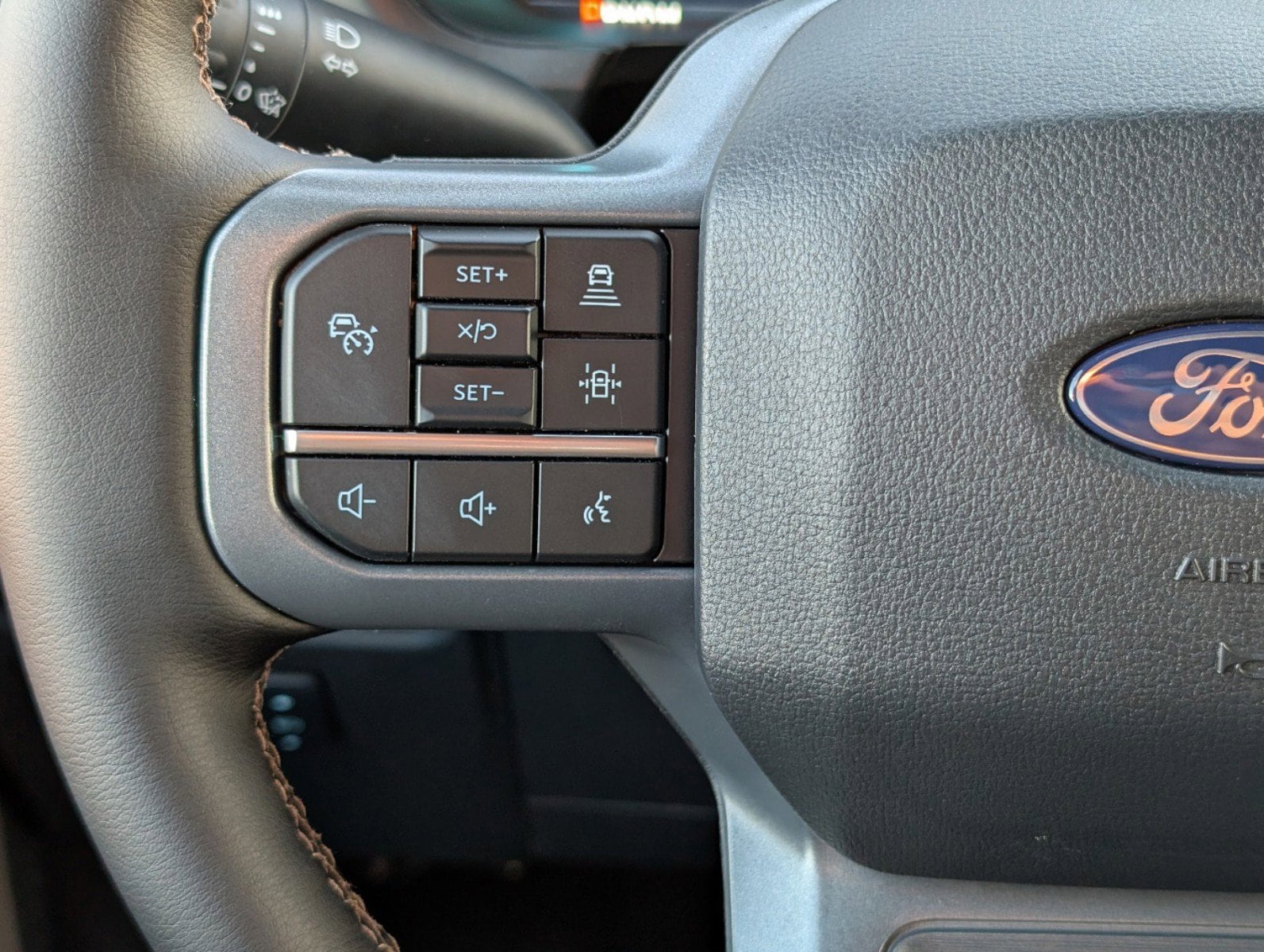 2025 Ford F-150 Lariat - Photo 27