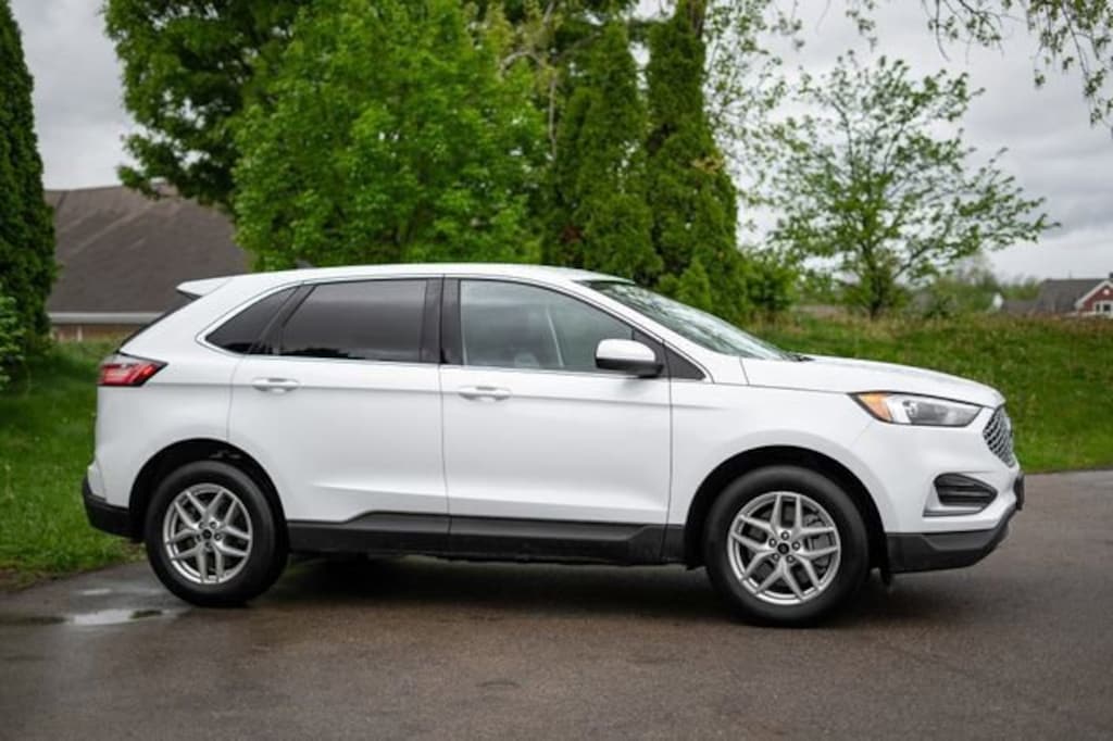 Used 2024 Ford Edge SUV