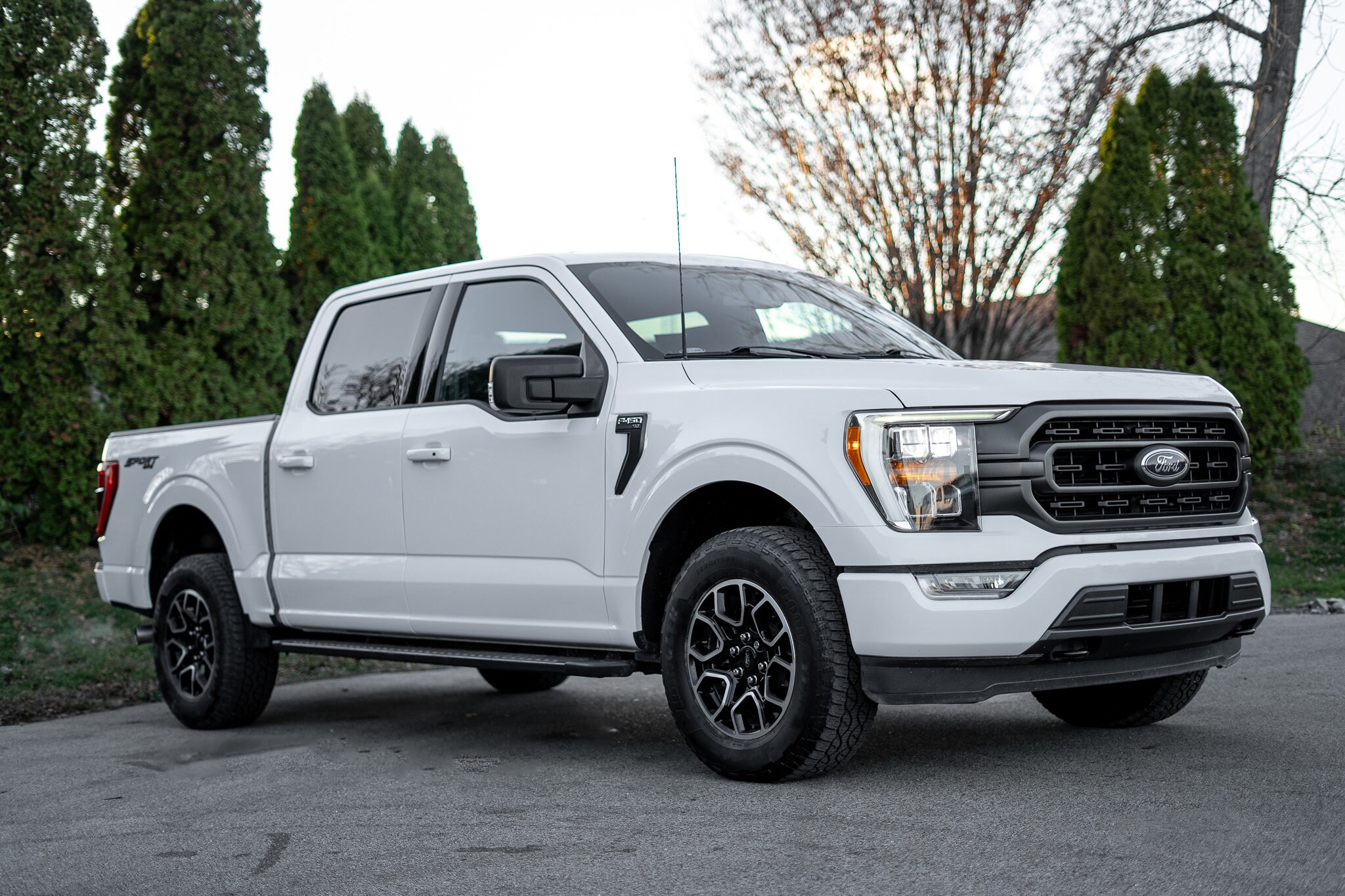 2022 Ford F-150 XLT photo 3