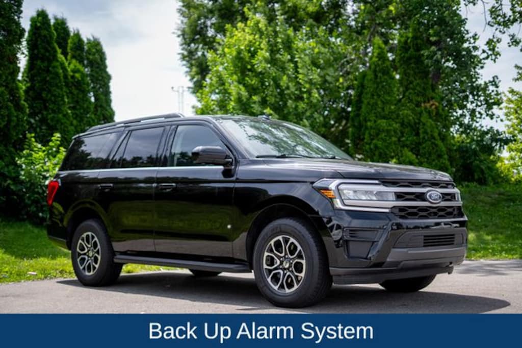 Used 2024 Ford Expedition XLT SUV