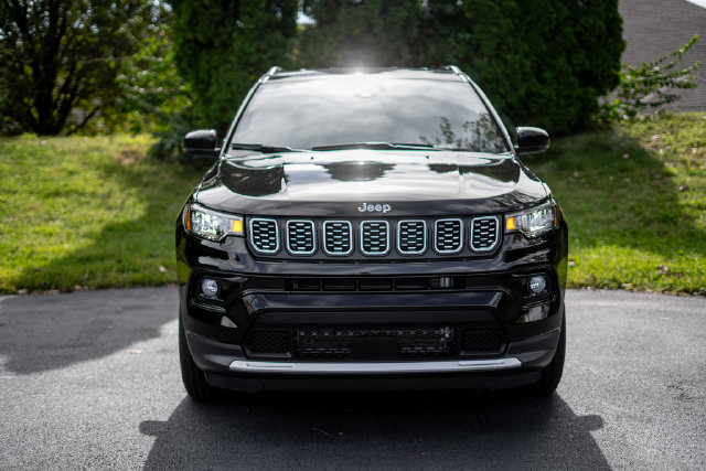 Used 2025 Jeep Compass Limited SUV