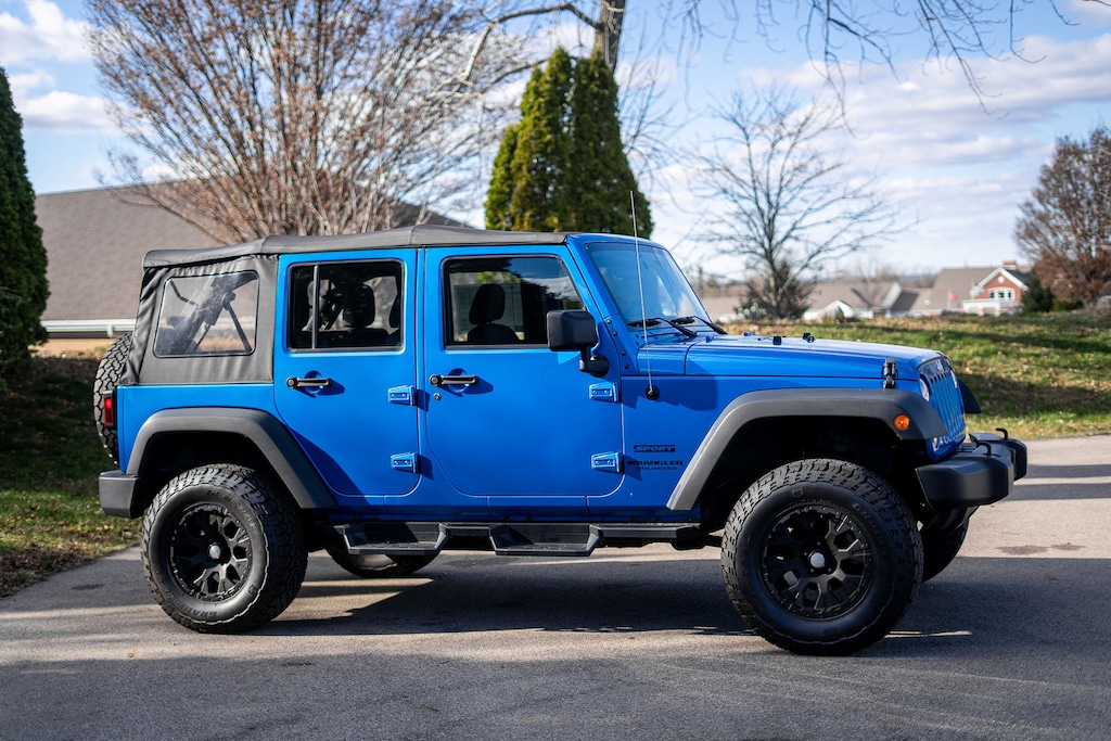 Used 2015 Jeep Wrangler Unlimited Sport 4x4 SUV