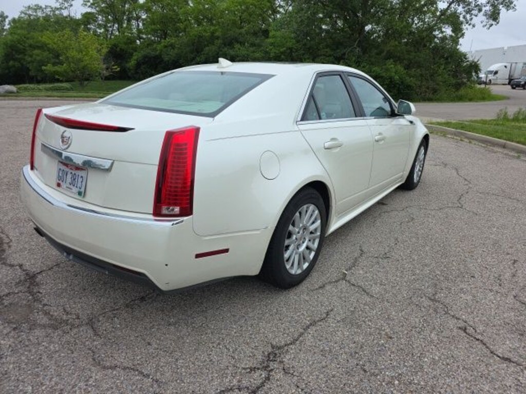 Used 2011 CADILLAC CTS Luxury Sedan