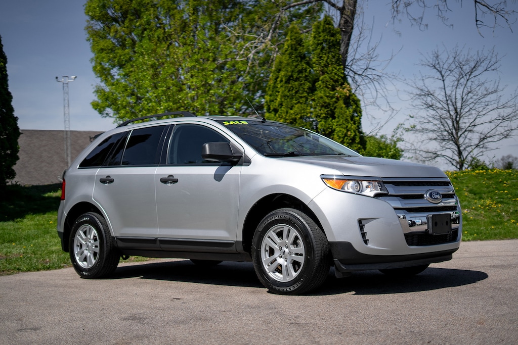 Used 2011 Ford Edge SE SUV