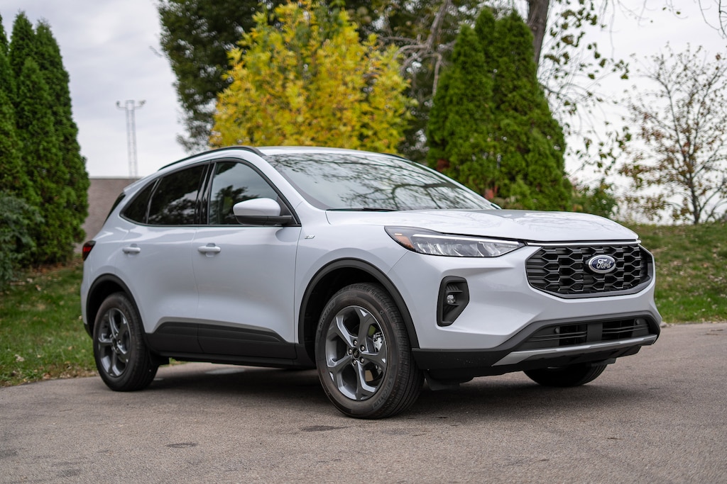 New 2025 Ford Escape ST-Line Select SUV
