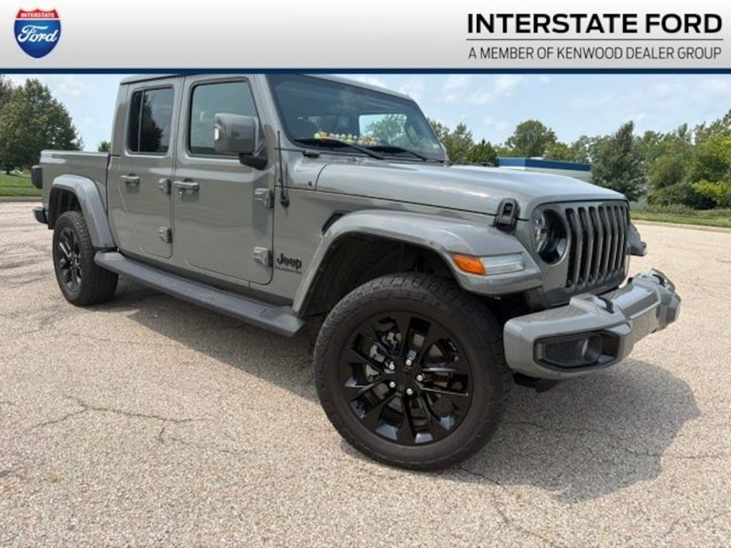 Used 2022 Jeep Gladiator Overland Truck Crew Cab