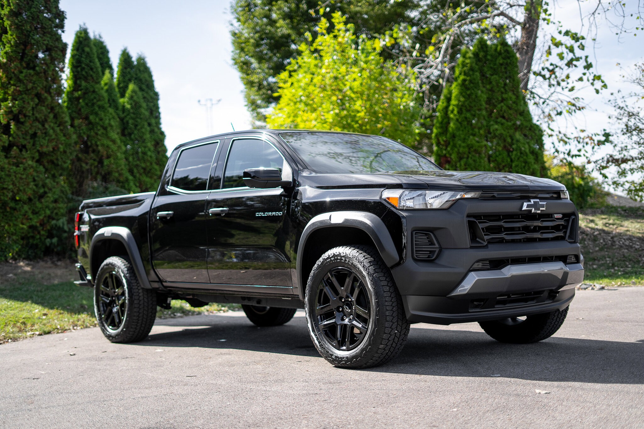 2023 Chevrolet Colorado Trail Boss photo 3