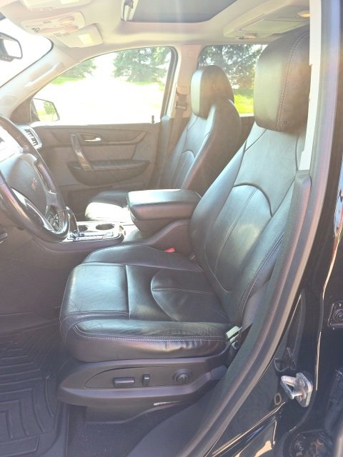 2016 Gmc Acadia SLT photo 3