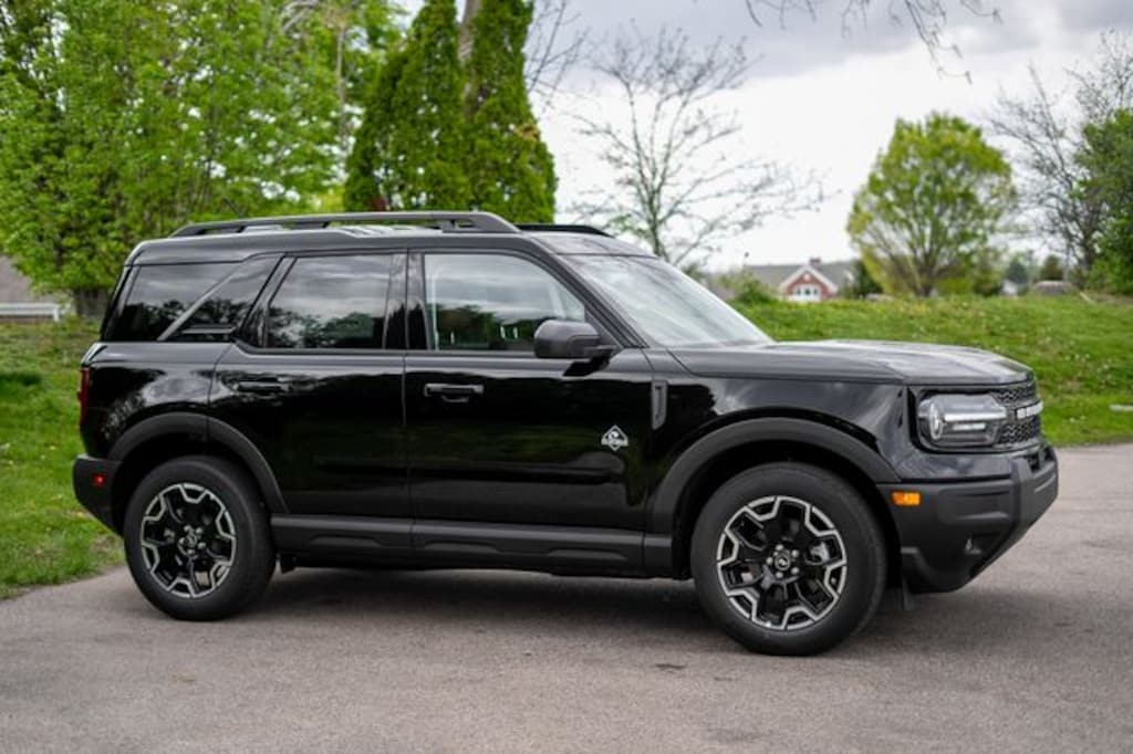 New 2025 Ford Bronco Sport Outer Banks SUV