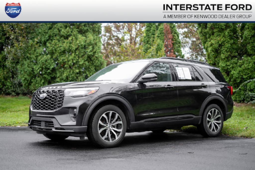 Used 2025 Ford Explorer ST-Line SUV