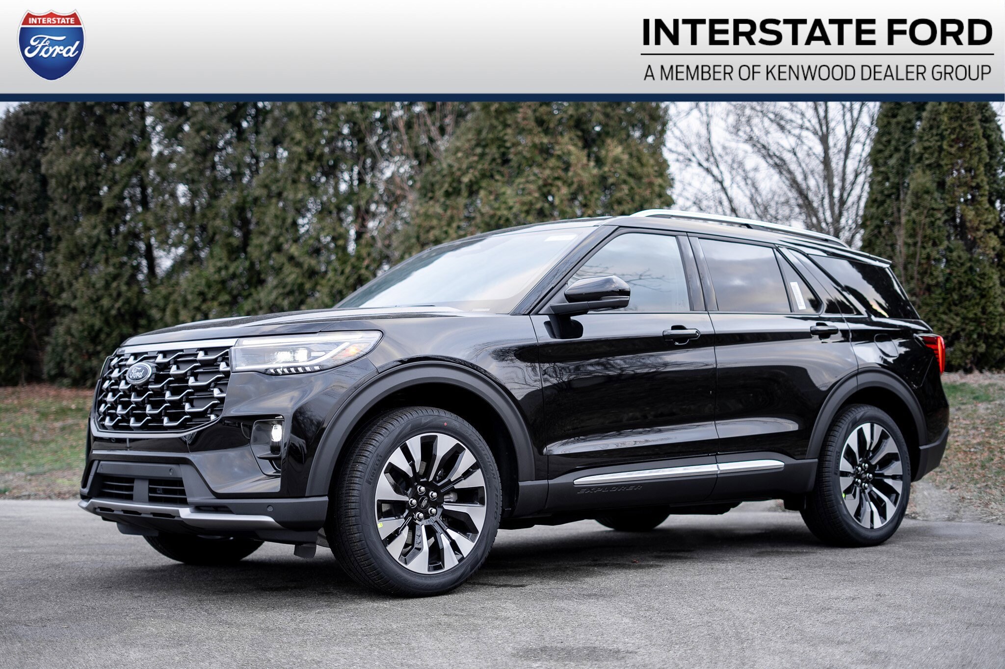 2026 Ford Explorer Platinum 4WD's photo