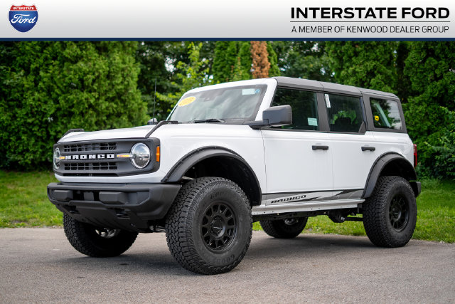 2025 Ford Bronco SUV 