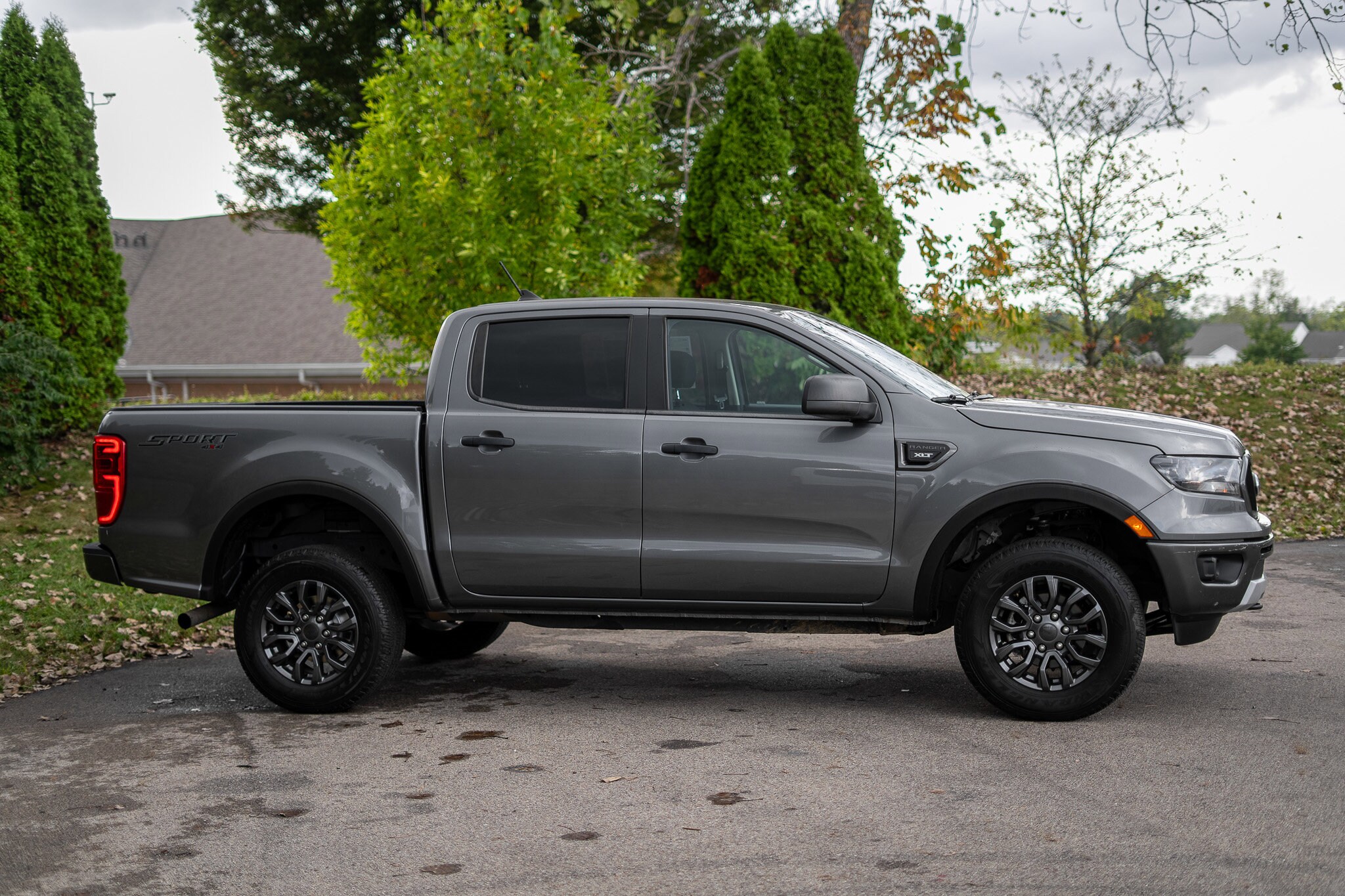 2021 Ford Ranger XLT photo 2