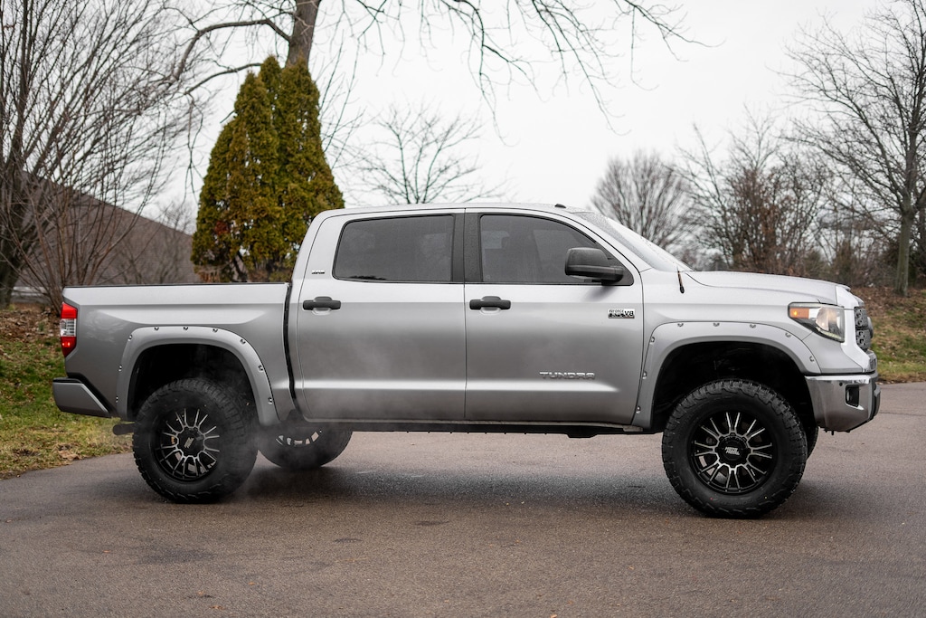 Used 2019 Toyota Tundra SR5 5.7L V8 w/FFV Truck CrewMax