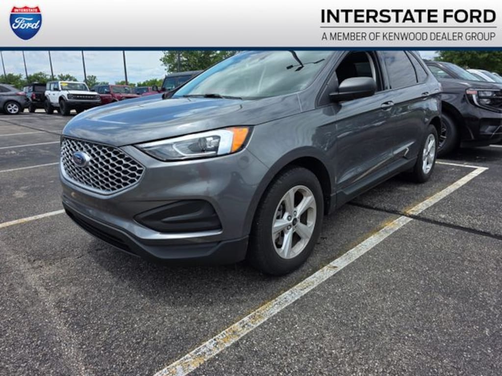Used 2023 Ford Edge SE SUV