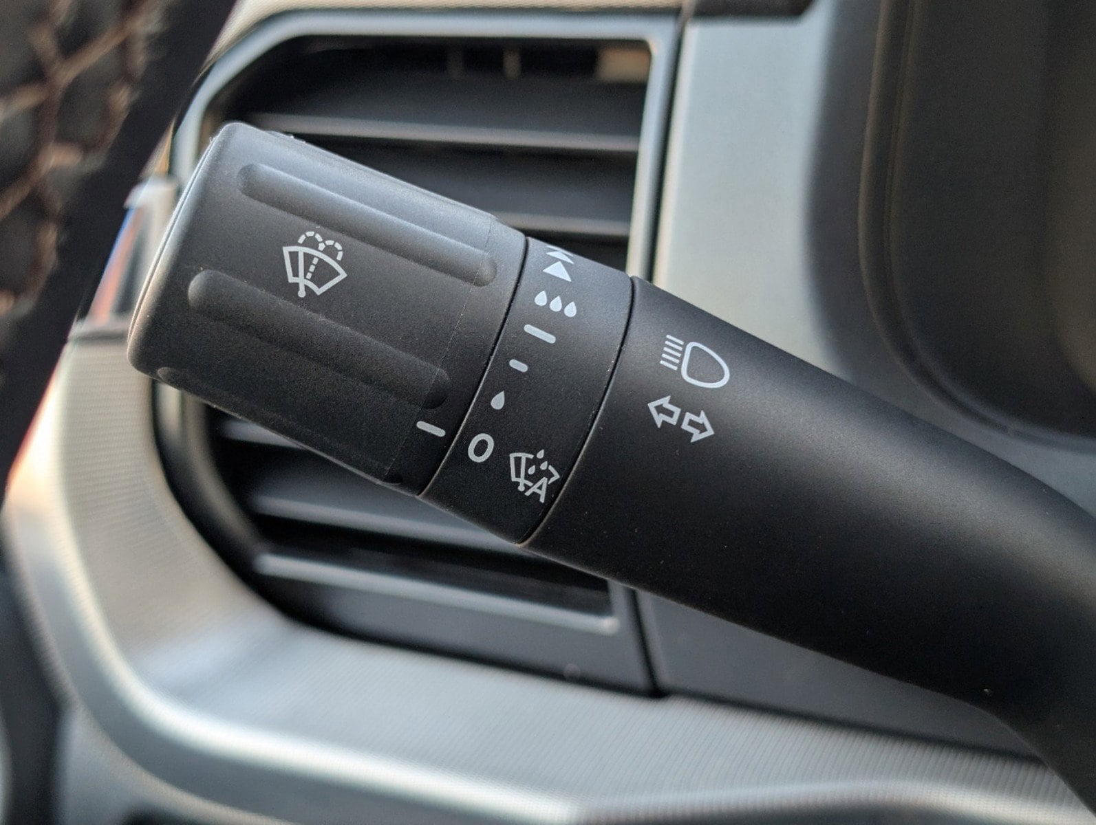 2025 Ford F-150 Lariat - Photo 29