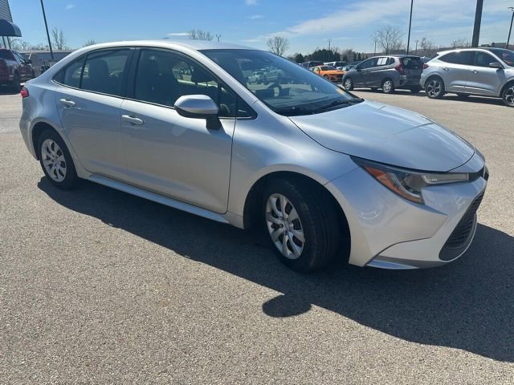 Used 2020 Toyota Corolla LE Sedan