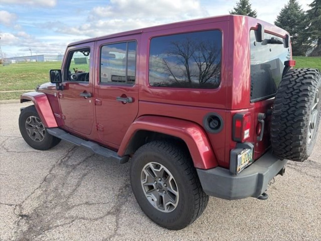 Used 2013 Jeep Wrangler Unlimited Rubicon SUV