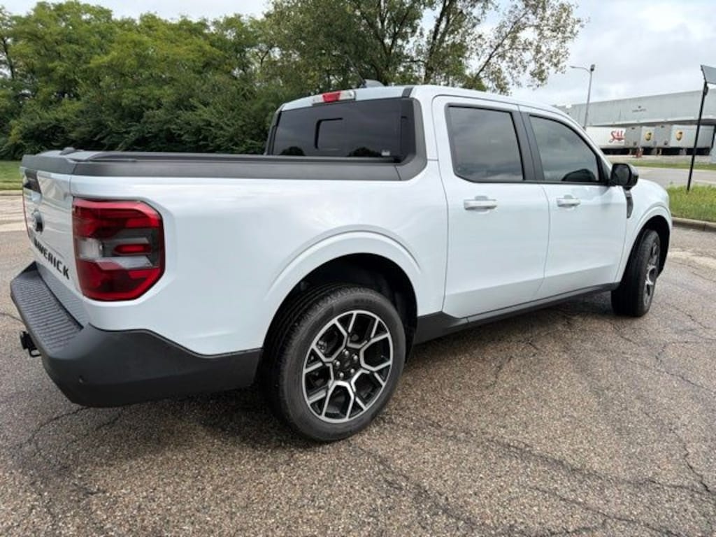 Used 2025 Ford Maverick Lariat Truck SuperCrew