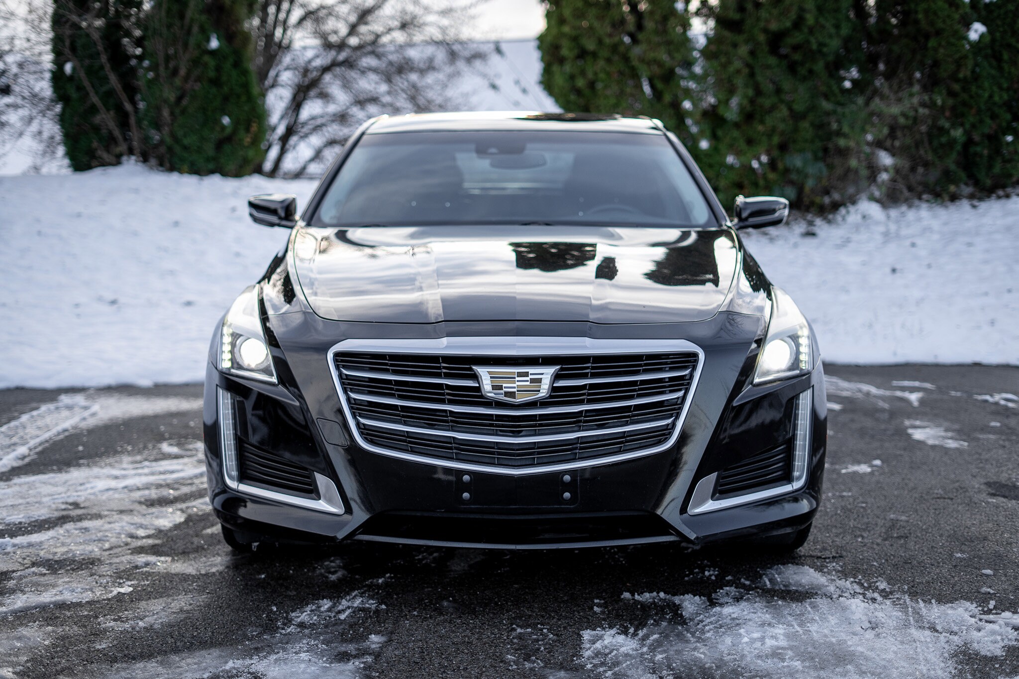 2015 Cadillac CTS Luxury photo 2