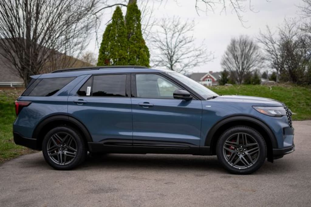 New 2026 Ford Explorer ST-Line SUV