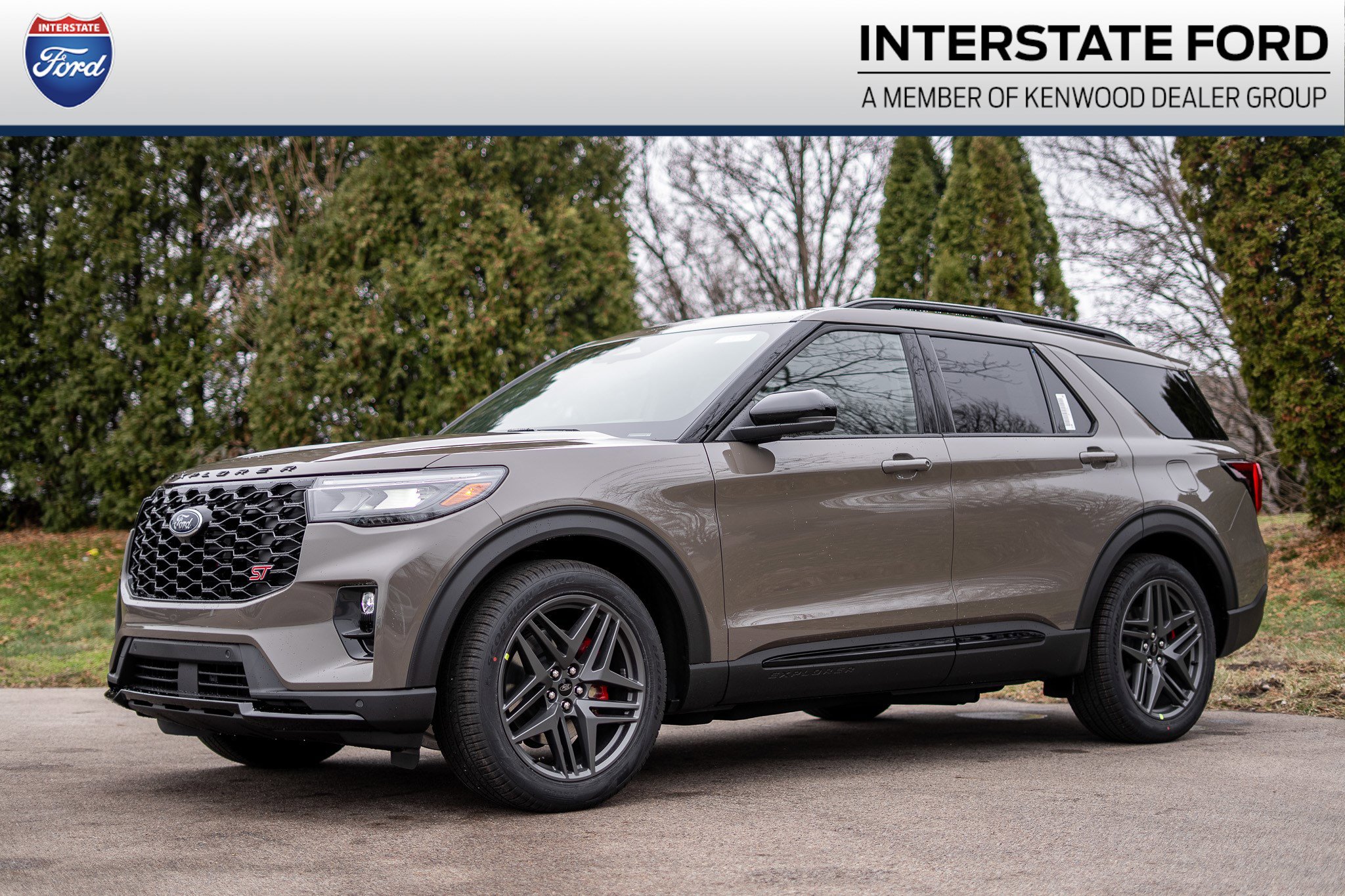 2026 Ford Explorer ST 4WD's photo