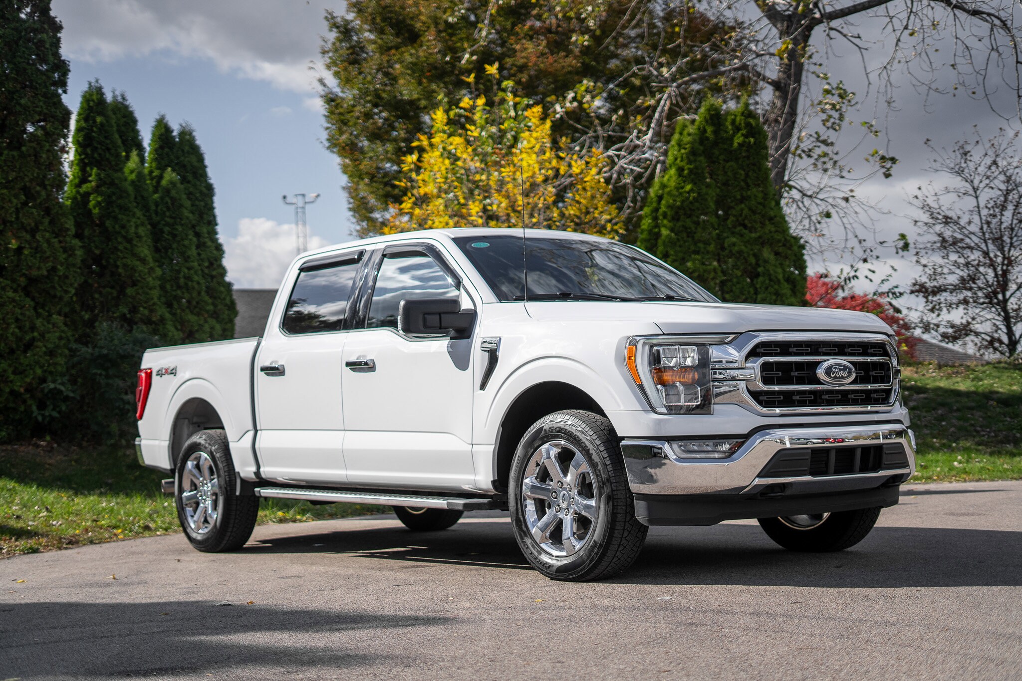 2023 Ford F-150 XLT photo 3