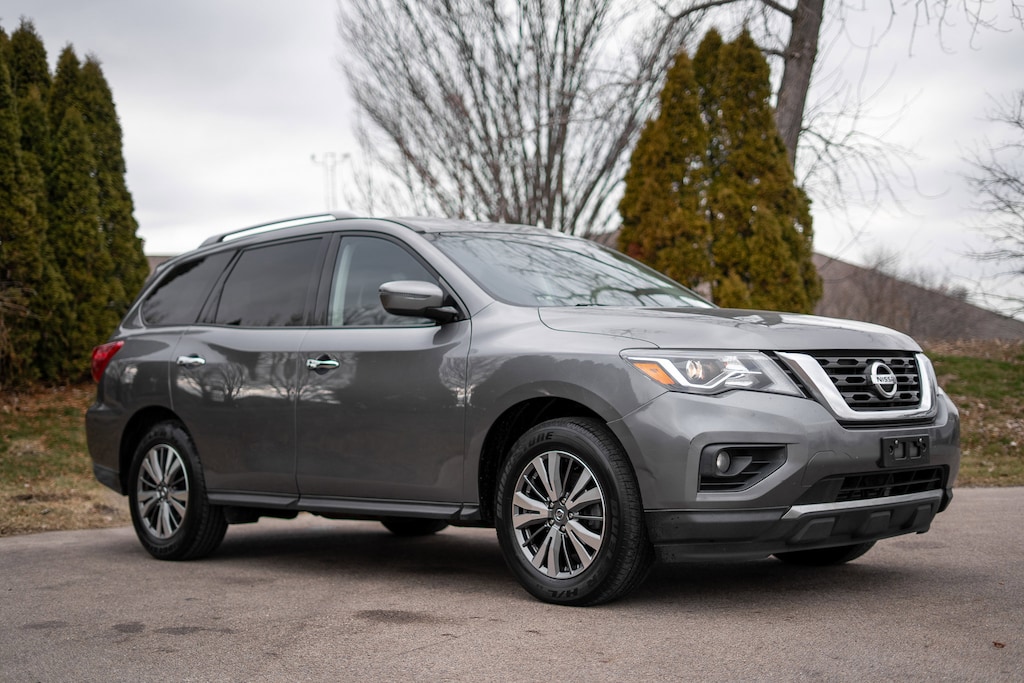 Used 2019 Nissan Pathfinder SV SUV