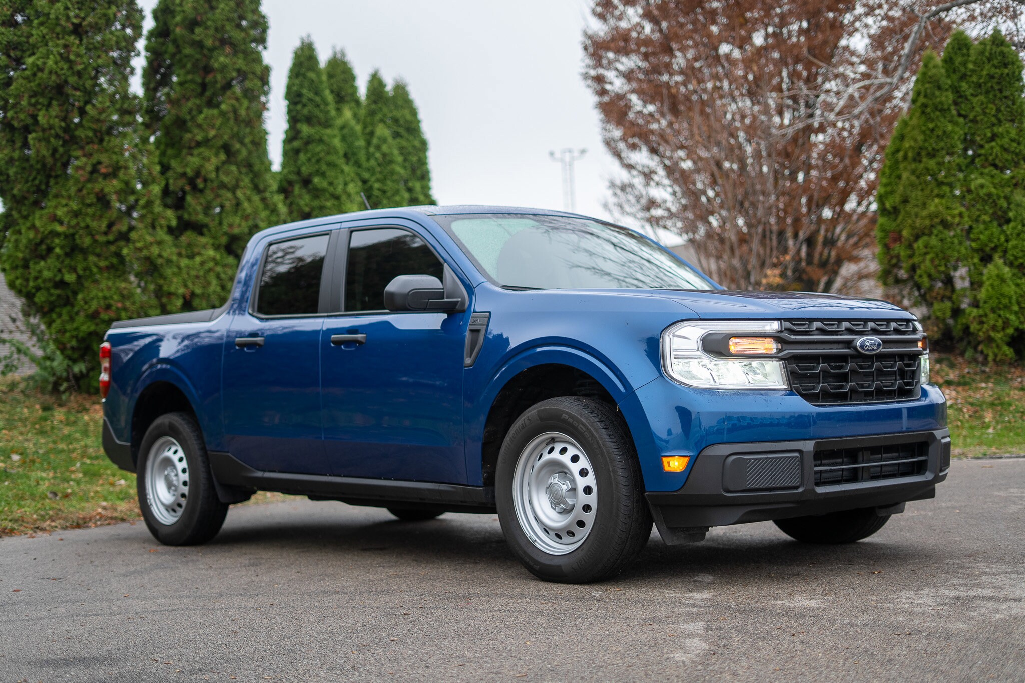 2023 Ford Maverick XL photo 3