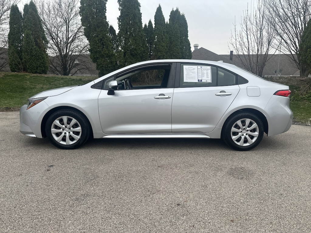 Used 2020 Toyota Corolla LE Sedan