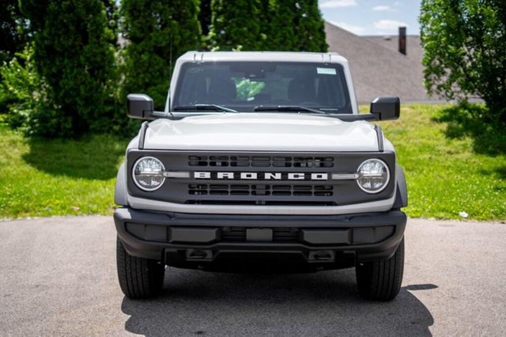 New 2026 Ford Bronco Base SUV