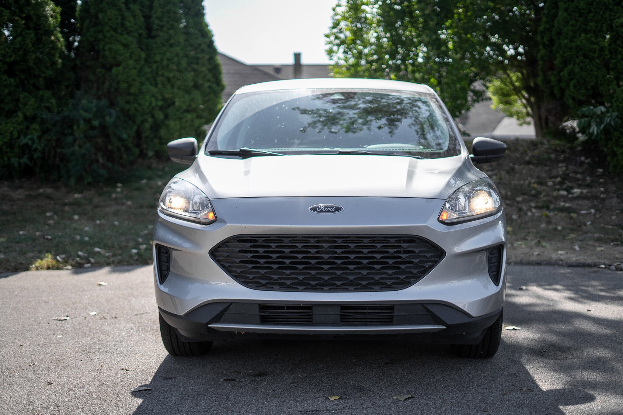 2022 Ford Escape S photo 2