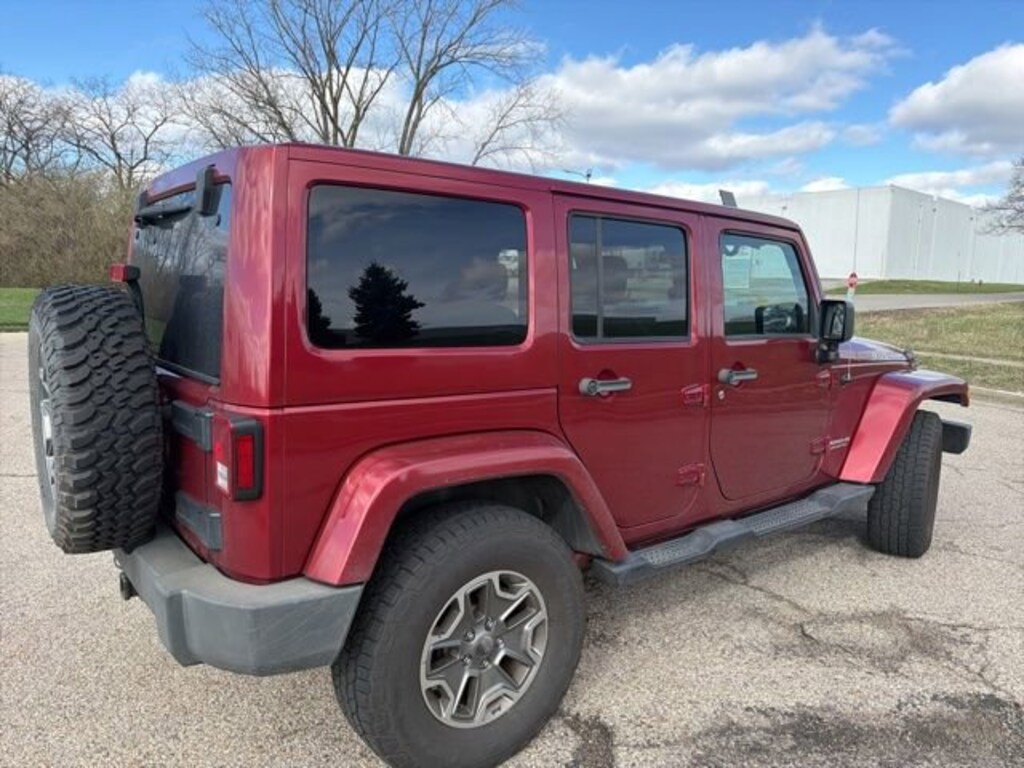 Used 2013 Jeep Wrangler Unlimited Rubicon SUV