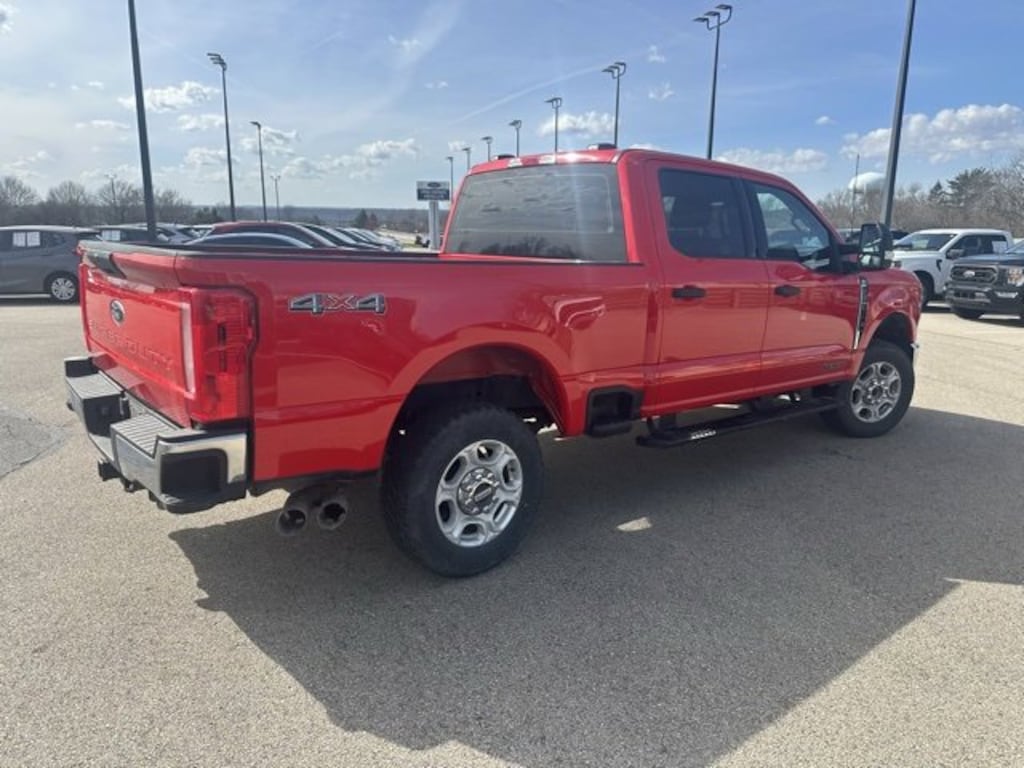 Used 2025 Ford F-250 Truck Crew Cab