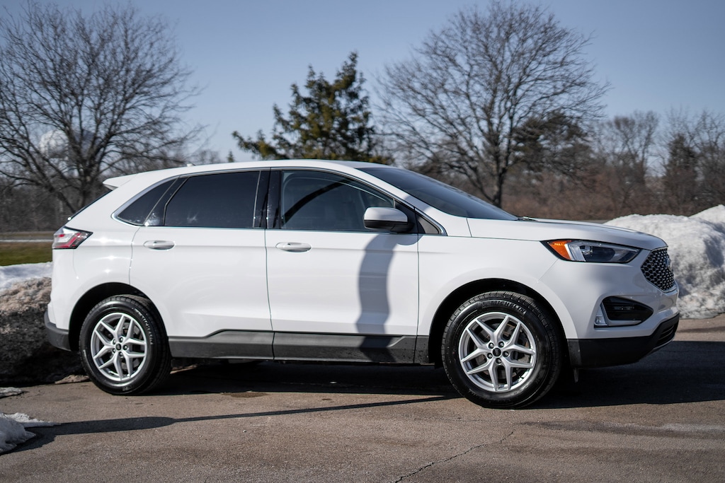 Used 2024 Ford Edge SUV