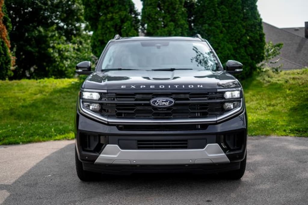 New 2026 Ford Expedition Platinum SUV