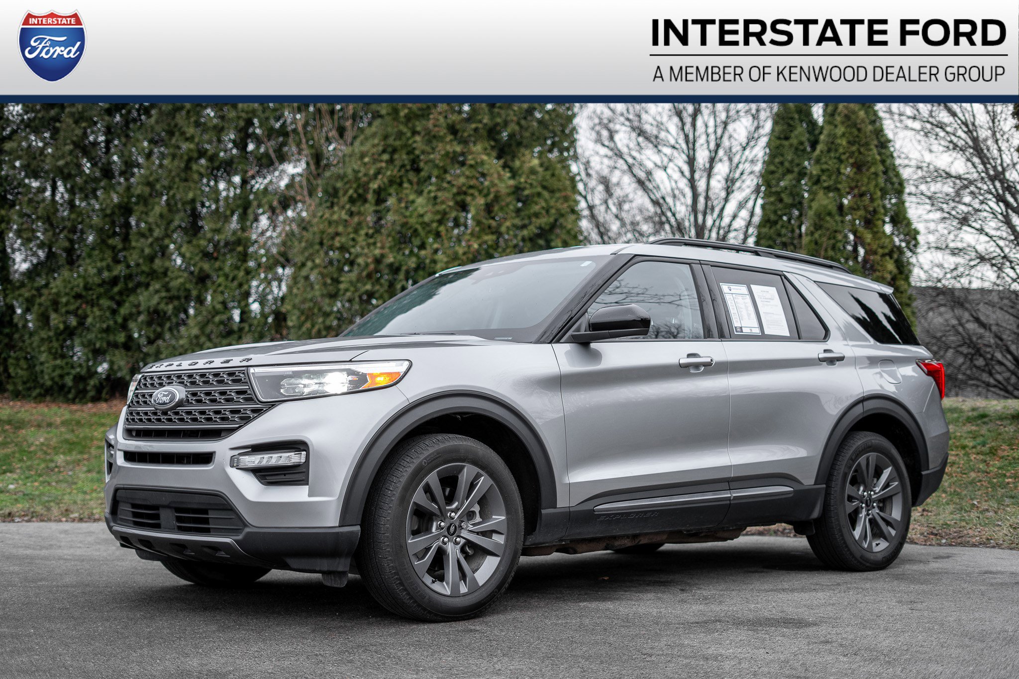 2023 Ford Explorer XLT's photo