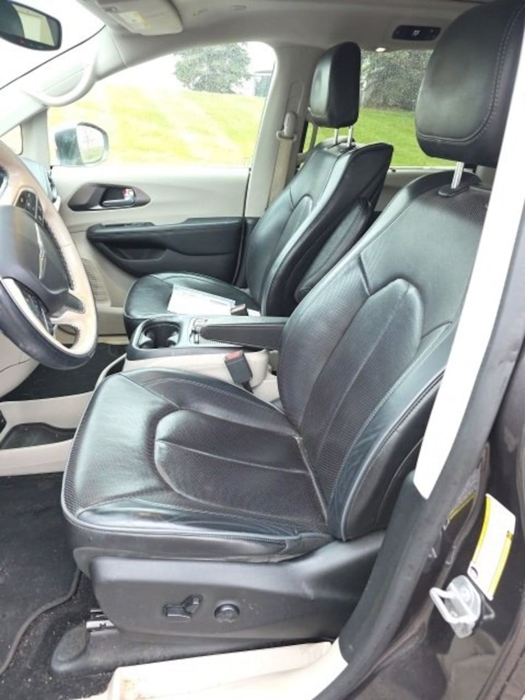 Used 2018 Chrysler Pacifica Limited Van