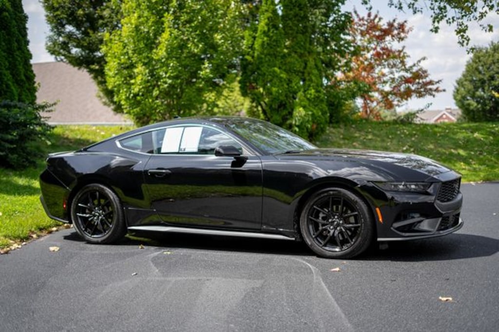 Used 2024 Ford Mustang Coupe