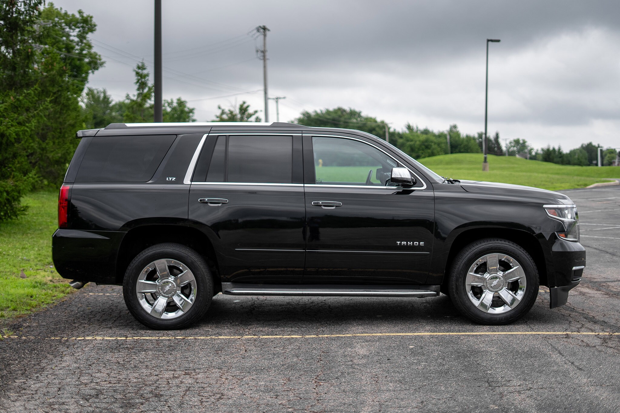 2015 Chevrolet Tahoe LTZ photo 3
