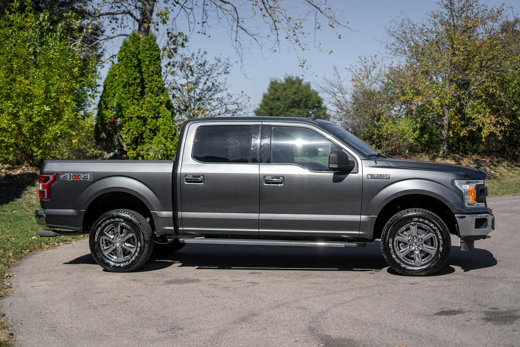 2020 Ford F-150 XLT photo 4